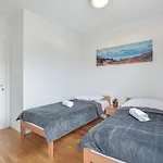 Pet Friendly In Daire *