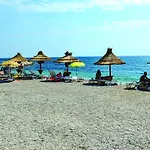 Pet Friendly In Podstrana