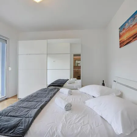 Pet Friendly In Apartamento