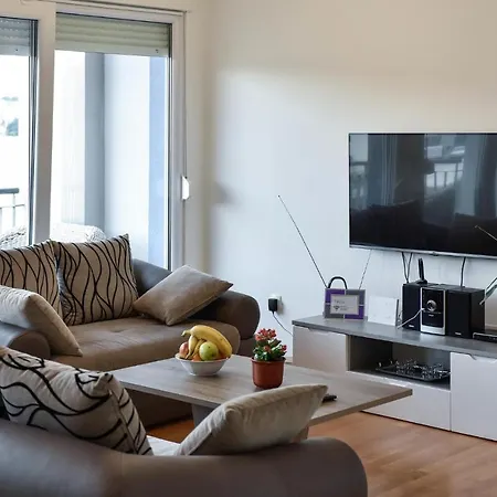 Pet Friendly In Apartamento *