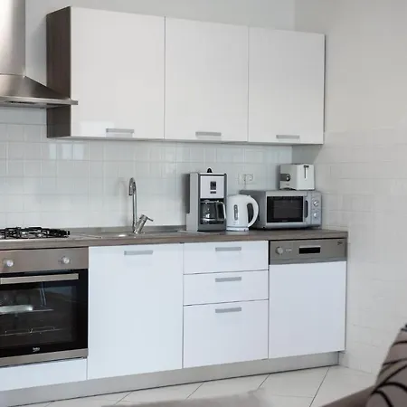 Pet Friendly In Apartamento Podstrana