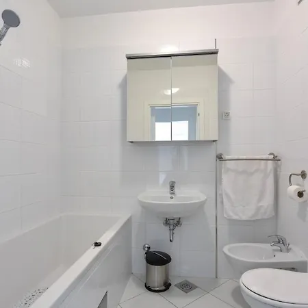 Pet Friendly In Apartamento *